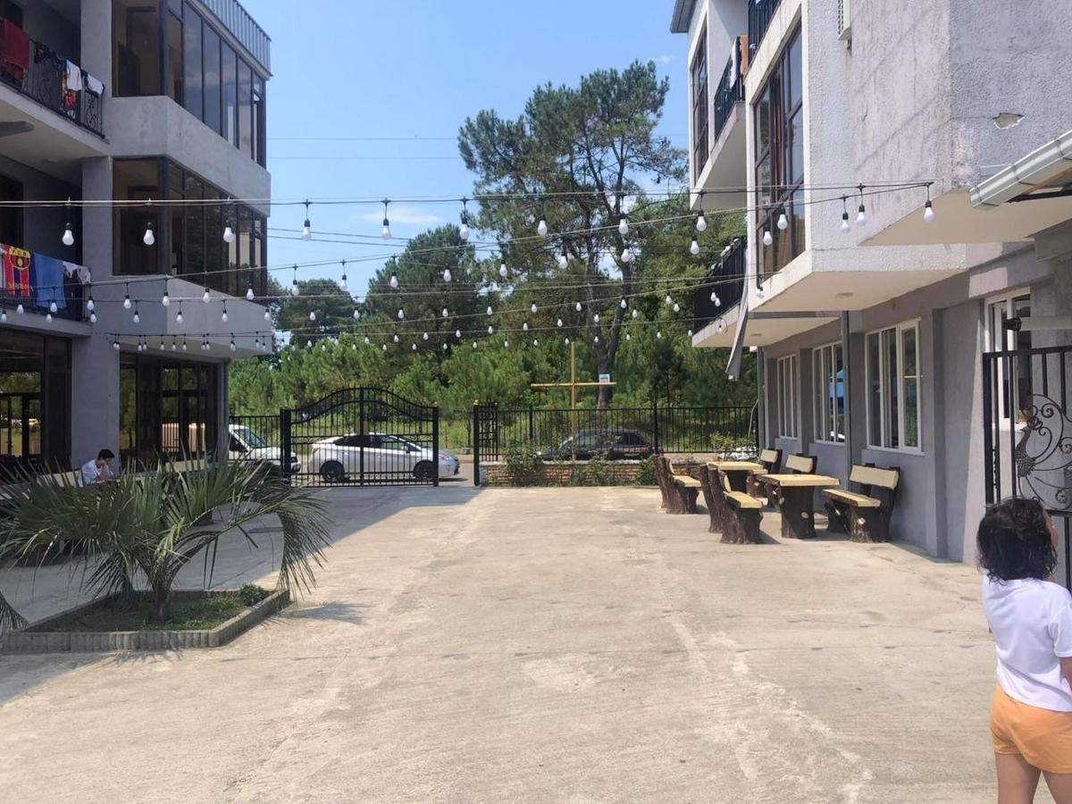 Hotel Guga Kobuleti Eksteriør bilde