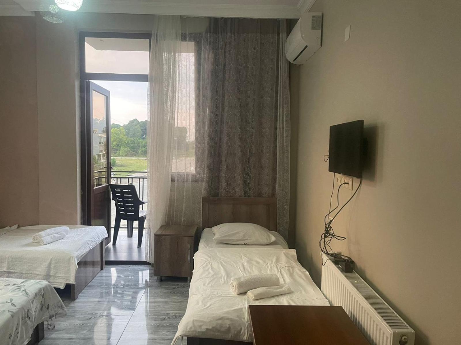 Hotel Guga Kobuleti Eksteriør bilde